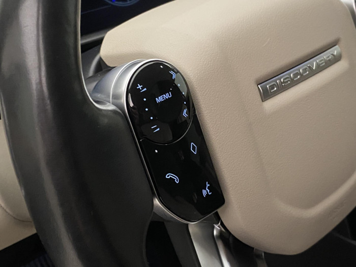 Land Rover Discovery 3,0 SD6 AWD SE AUT REZERVACE 3.0 SE