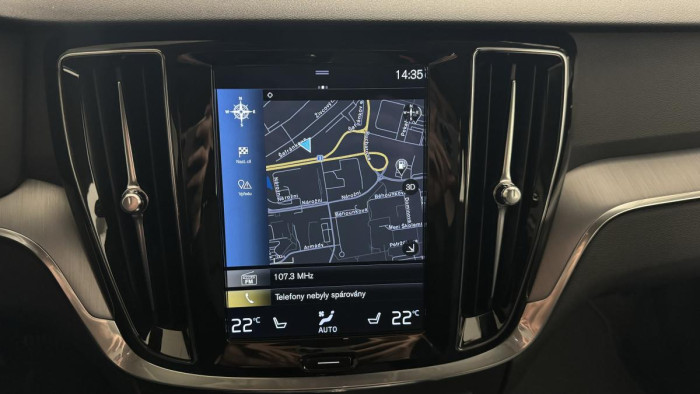 Volvo V60 B4 MOMENTUM AUT REZERVACE 2.0 Momentum