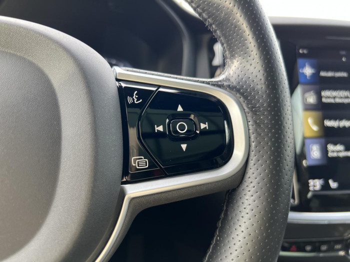 Volvo V60 T6 AWD INSCRIPTION REZERVACE