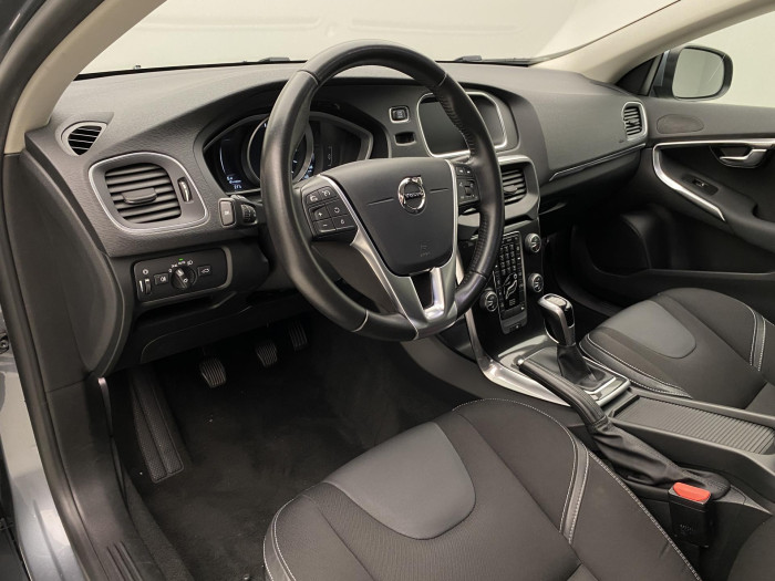 Volvo V40 D2 DRIVE-E MOMENTUM 2.0 d Drive Momentum