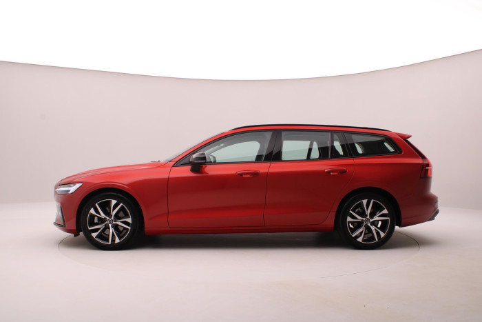 Volvo V60 B4 DARK PLUS AUT CZ