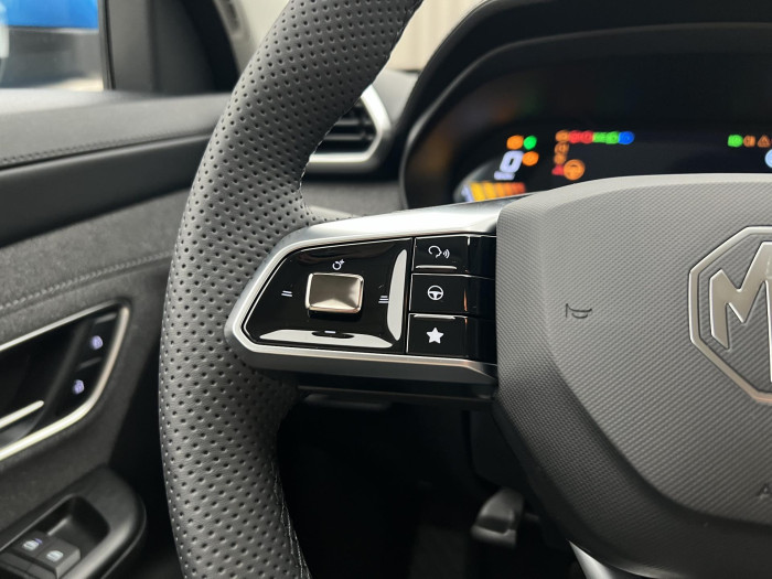 MG ZS EMOTION Hybrid+ AUT