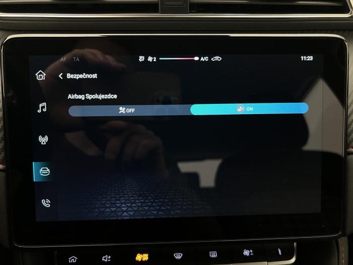 MG ZS 1.5 ESSENTIAL PLUS CZ 1.maj.