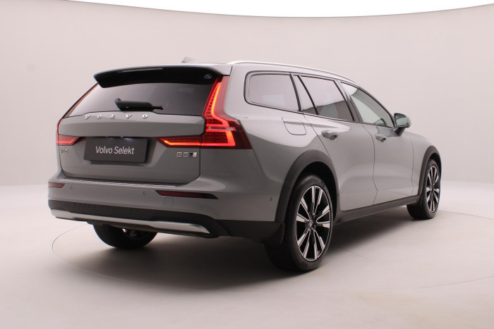 Volvo V60 CC B5 AWD BRIGHT PLUS AUT