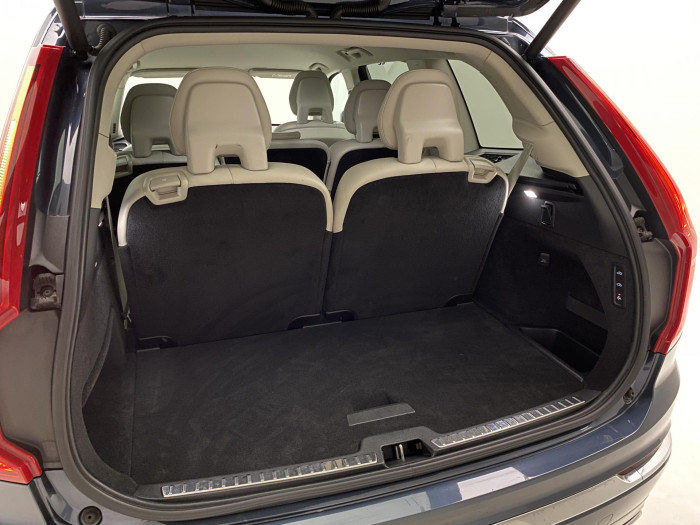Volvo XC90 B5 AWD INSCRIPTION CZ AUT 7m