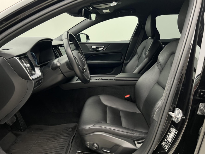 Volvo V60 D4 MOMENTUM AUT 1.maj. 2.0 d Momentum