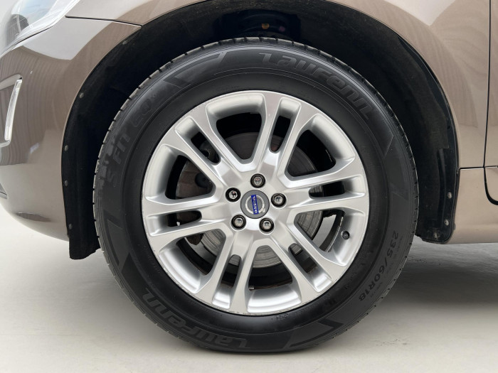 Volvo XC60 D5 AWD SUMMUM AUT CZ 2.4 d Summum