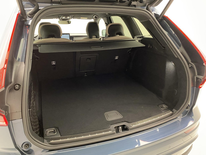 Volvo XC60 T6 AWD AUT DARK PLUS