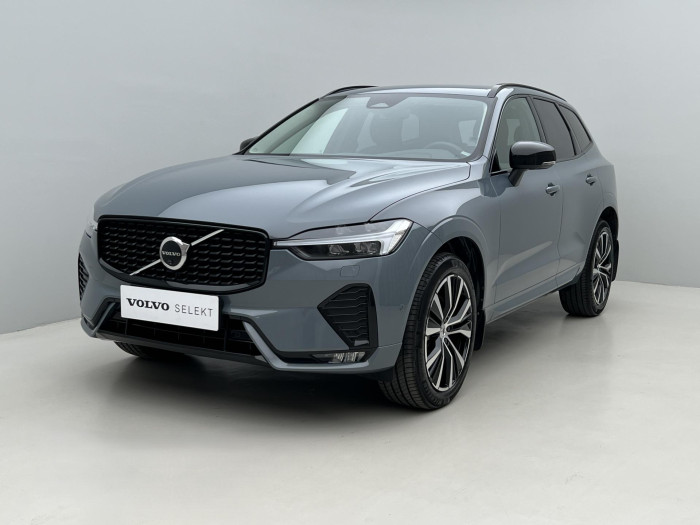 Volvo XC60 B4 AWD PLUS DARK AUT 1.maj.