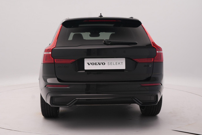 Volvo XC60 B5 AWD BLACK EDITION AUT 2.0 Edition