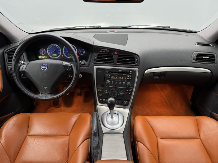 Volvo S60 AWD R-DESIGN CZ 1.maj