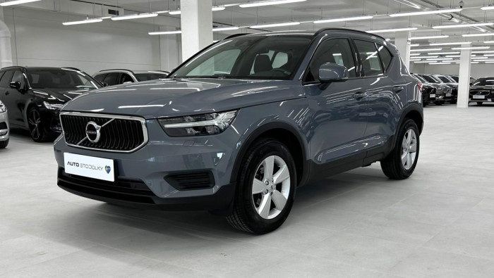 Volvo XC40 T2 CORE AUT REZERVACE