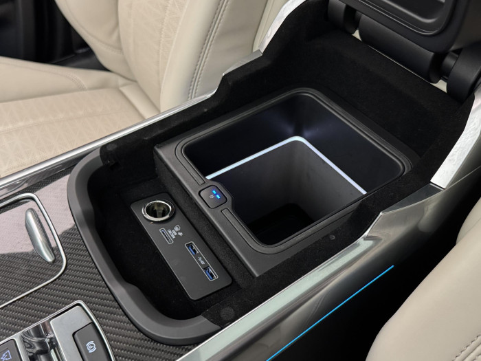 Land Rover Range Rover Sport P525 AUTOBIOGRAPHY REZERVACE