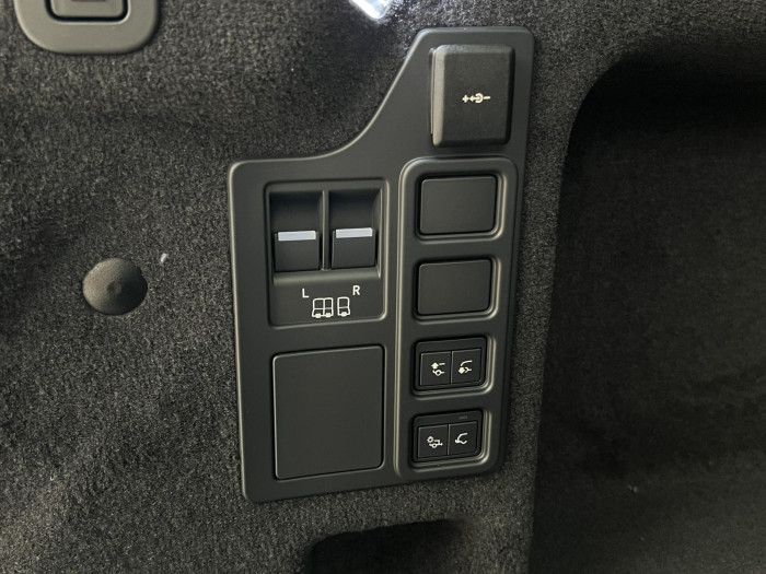 Land Rover Discovery D250 DYNAMIC SE AWD Aut 3.0 d Dynamic SE