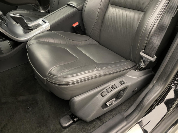 Volvo XC60 D4 AWD SUMMUM AUT 2.4 d Summum