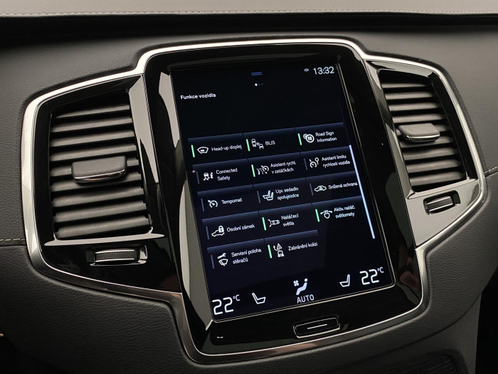 Volvo XC90 B6 AWD INSCRIPTION REZERVACE