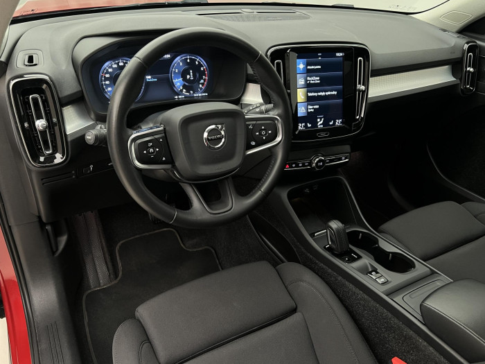 Volvo XC40 T2 MOMENTUM AUT 1.maj. 1.5 Momentum
