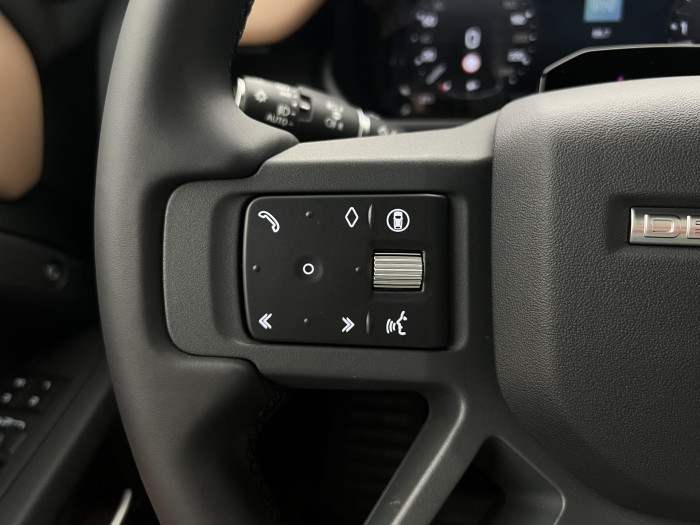 Land Rover Defender 110 D350 X-DYNAMIC HSE AWD AUT 3.0 d Dynamic