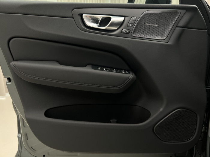 Volvo XC60 B5 AWD AUT DARK ULTRA