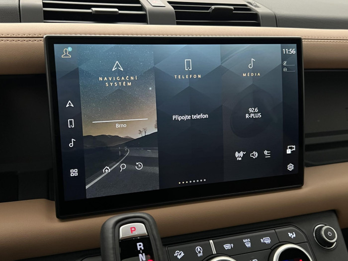 Land Rover Defender 110 D300 X-DYN. HSE REZERVACE 3.0 d