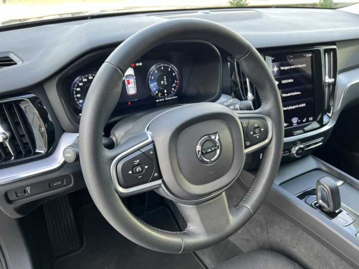 Volvo V60 B4 MOMENTUM Aut 1.maj. 2.0 Momentum