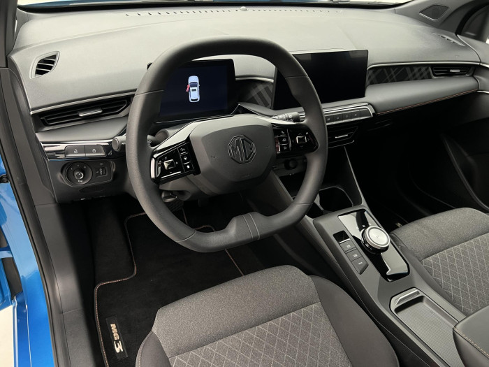 MG MG3 1.5 EMOTION Hybrid+ AUT CZ