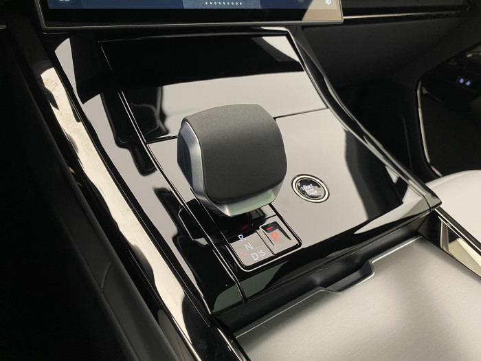 Land Rover Range Rover Sport D250 DYNAMIC SE AWD AUT 3.0 d Dynamic SE