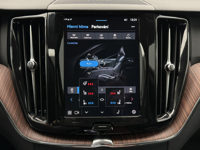 Volvo XC60 T8 AWD RECHARGE BRIGHT PLUS