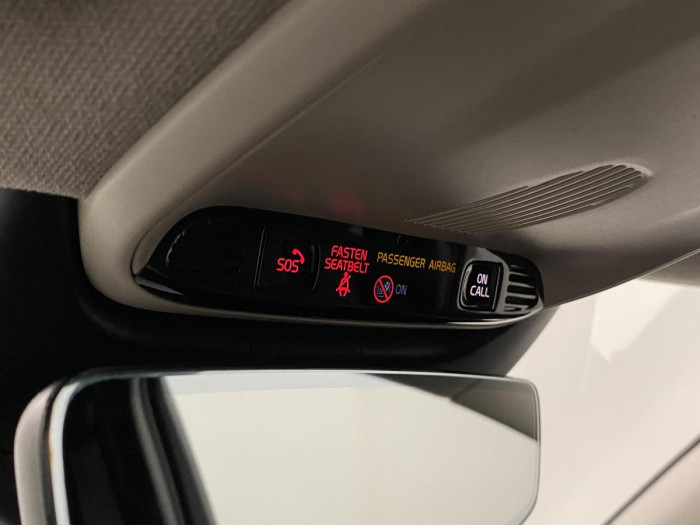 Volvo XC40 B4 INSCRIPTION AUT REZERVACE