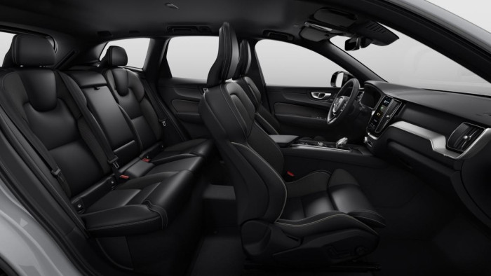 Volvo XC60 B4 AWD AUT DARK PLUS 2.0 Plus
