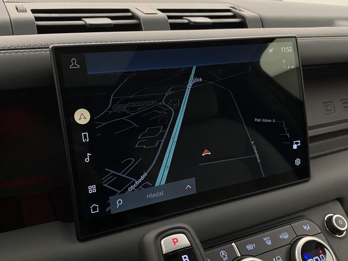 Land Rover Defender 110 D300 X-D HSE REZERVACE 3.0 d d