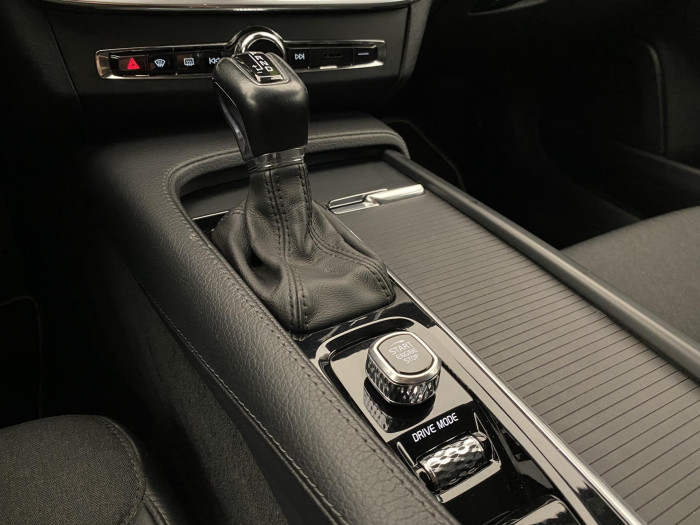 Volvo V90 D3 AWD MOMENTUM AUT 2.0 d Momentum