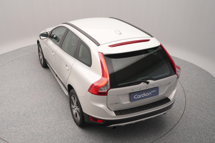Volvo XC60 3.2 AWD MOMENTUM CZ 3.2 Momentum