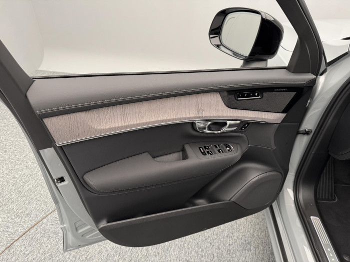 Volvo XC90 B5 AWD AUT DARK PLUS 7míst