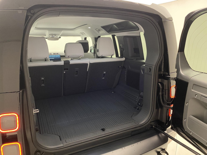 Land Rover Defender D350 X-DYNAMIC HSE AWD AUT 3.0 d Dynamic