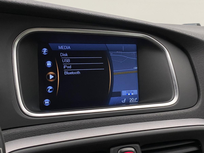 Volvo V40 D3 NAVIGACE AUT REZERVACE 2.0 d