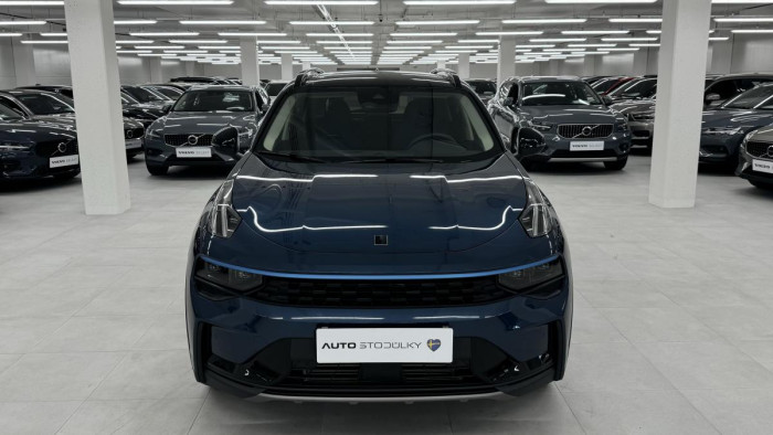 Lynk & Co 01 PHEV DCT AUT