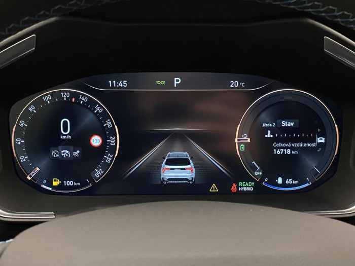 Lynk & Co 01 PHEV DCT AUT REZERVACE