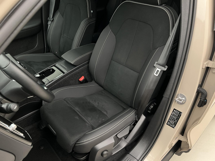 Volvo EX40 PURE ELECTRIC TWIN PLUS AUT CZ