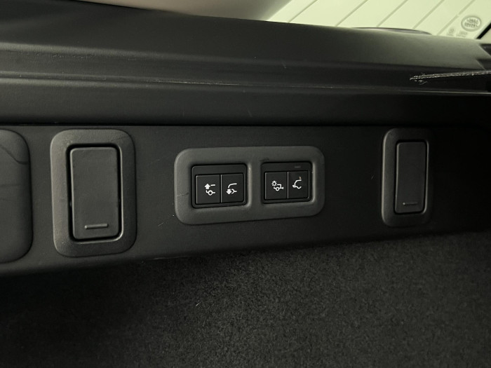 Land Rover Range Rover Velar D300 HSE AWD AUT CZ 1.maj. 3.0 d