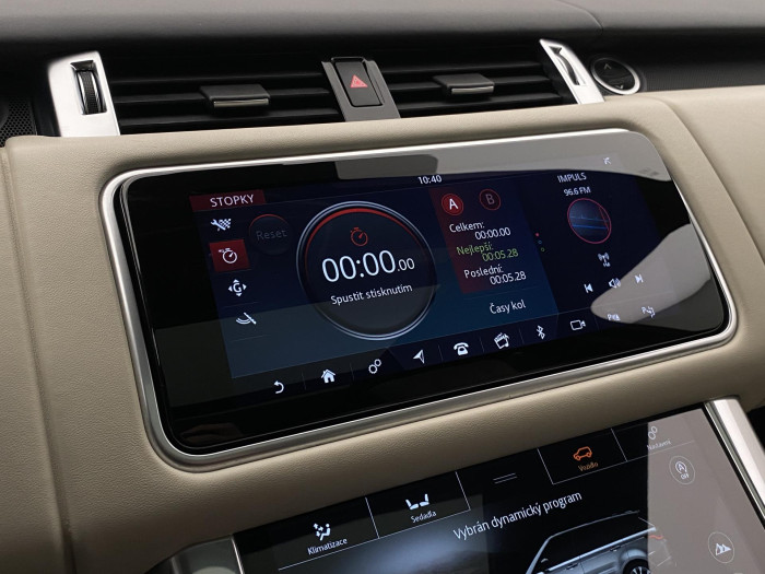 Land Rover Range Rover Sport 4.4 SDV8 AWD HSE REZERVACE