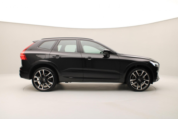 Volvo XC60 B5 AWD R-DESIGN AUT