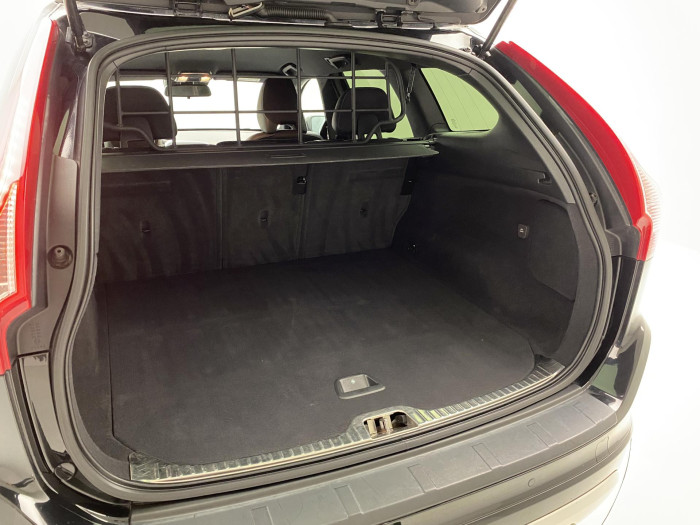 Volvo XC60 D4 AWD MOMENTUM AUT 2.4 d Momentum