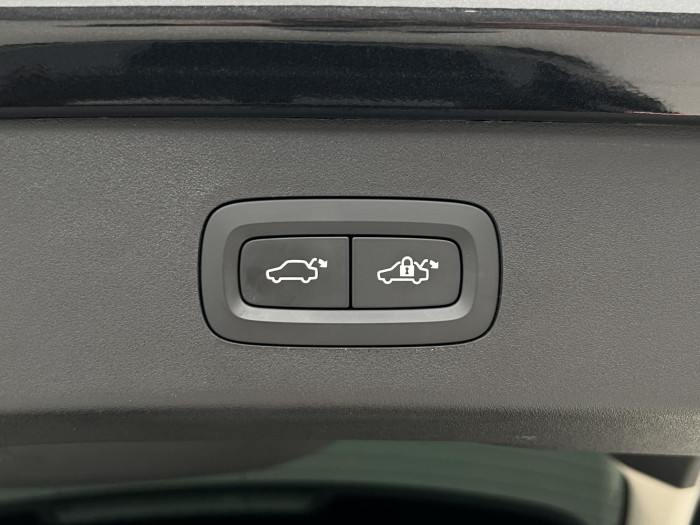 Lynk & Co 01 HEV DCT AUT