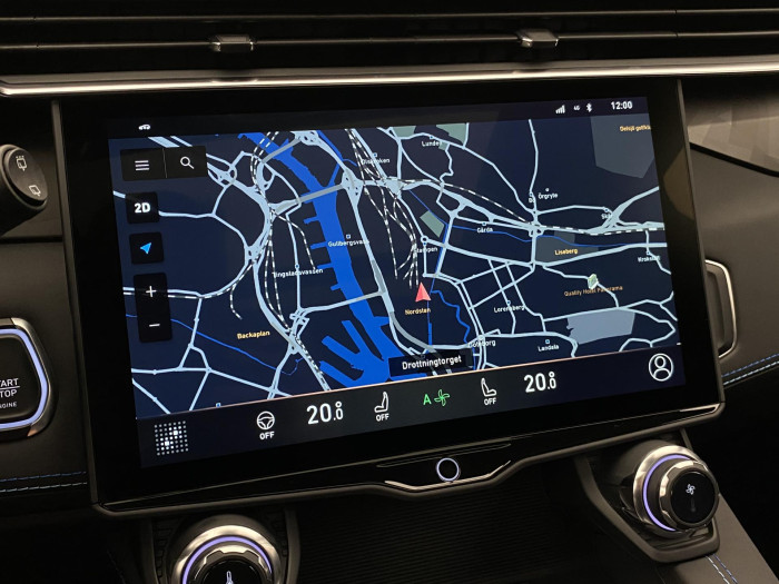 Lynk & Co 01 PHEV DCT AUT 1.maj