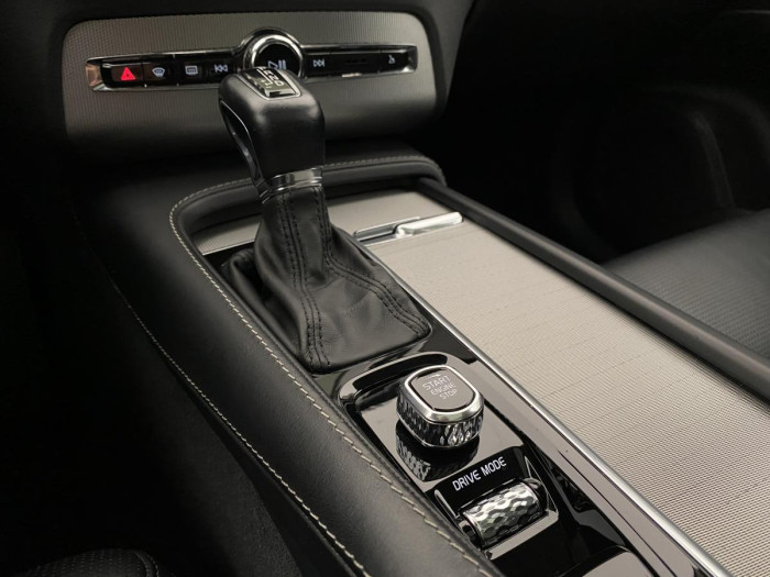 Volvo XC90 T6 AWD INSCRIPTION REZERVACE