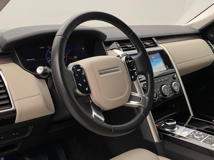 Land Rover Discovery 3,0 Sd6 AWD HSE REZERVACE