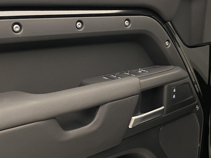 Land Rover Defender 110 D200 S AWD AUT 3.0 d