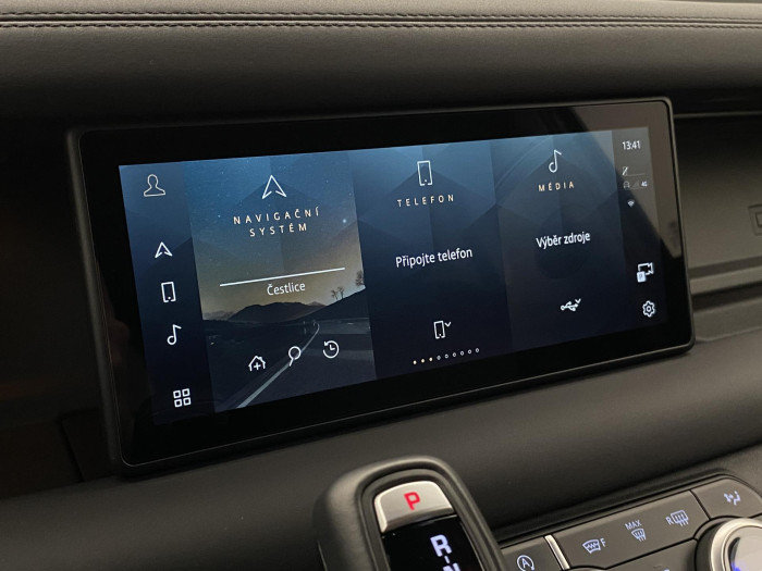 Land Rover Defender D300 SE AWD AUT CZ REZERVACE 3.0 d SE