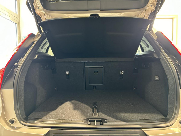 Volvo XC40 B3 AUT DARK PLUS 2.0 Plus